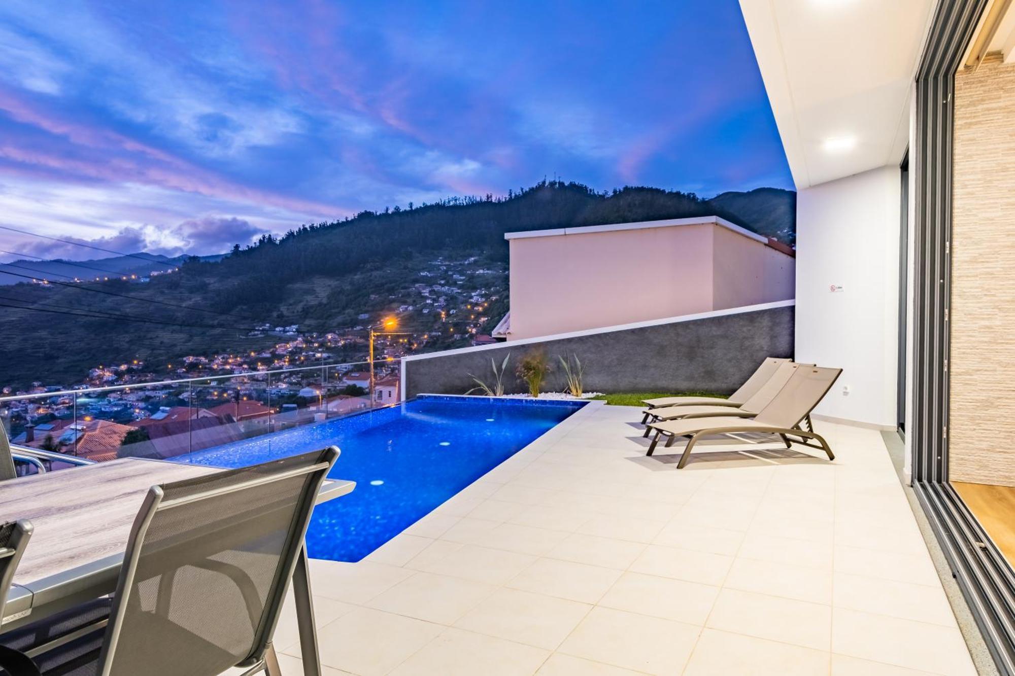 Plumeria Villa Arco da Calheta (Madeira)